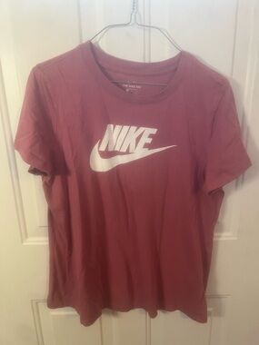 Nike Crewneck Tee in Dusty Rose with White Logo